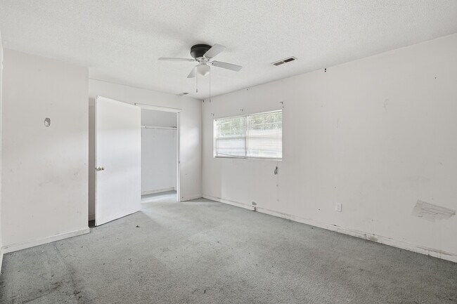 Building Photo - 615 Macon St