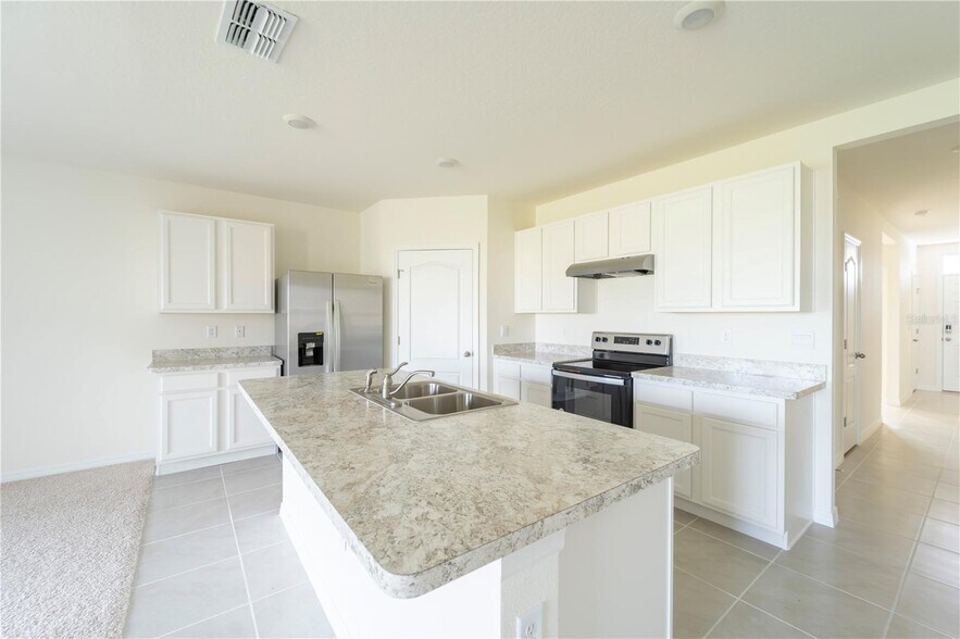 Building Photo - 1811 Silverbell Loop