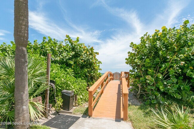Building Photo - 175 Jimmy Buffett Mem Hwy