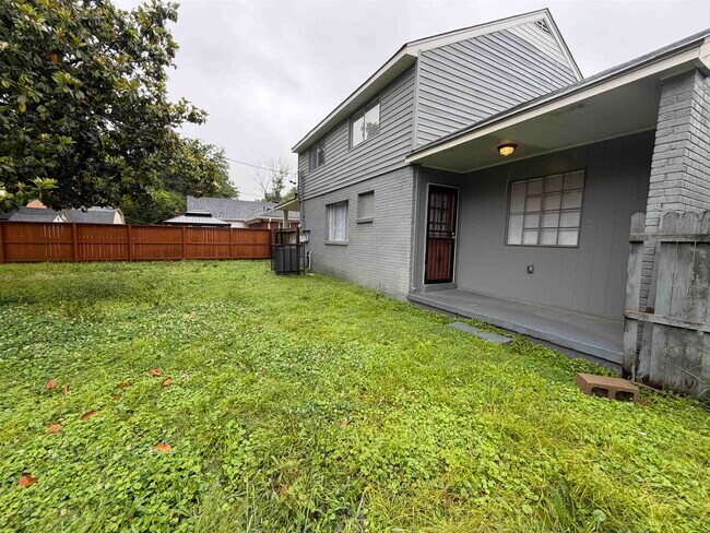 Building Photo - 4073 Arrowhead Rd
