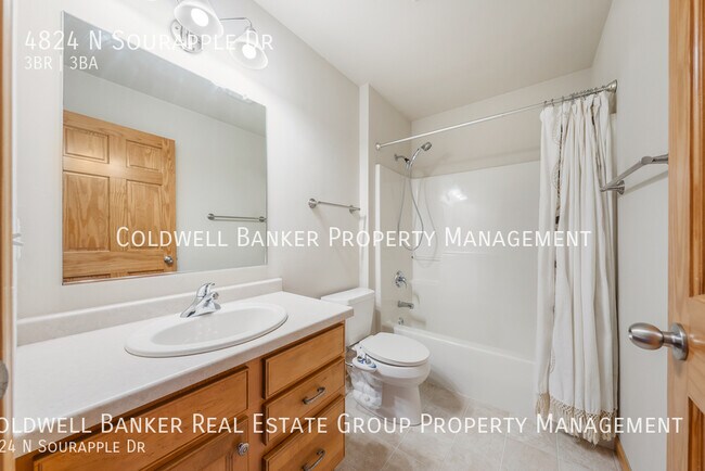 Building Photo - 4824 Sourapple Dr