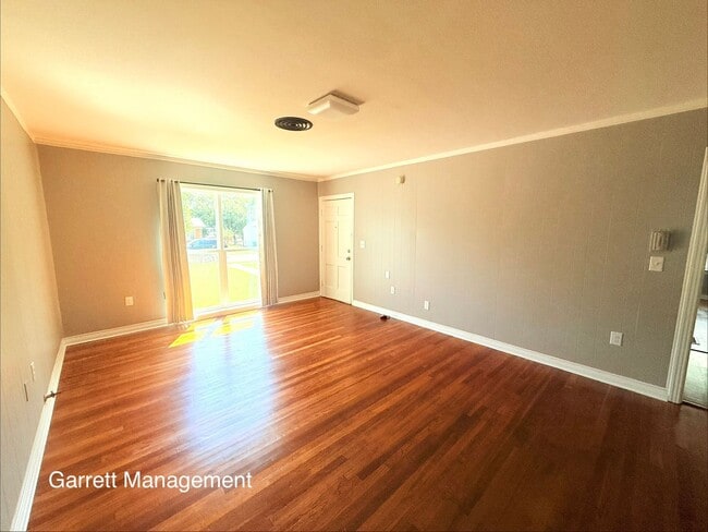 Building Photo - Beautiful 2/1 House for Rent in Lampasas, TX