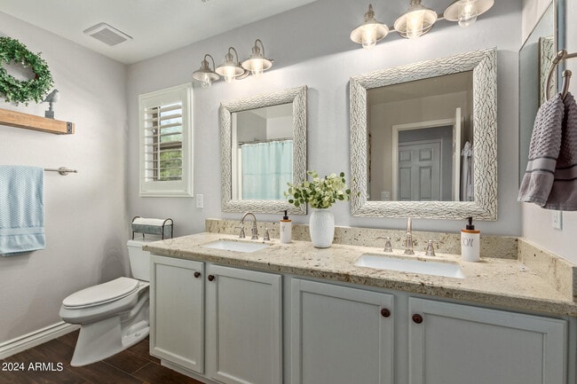 Building Photo - 8616 E Ocaso Ave