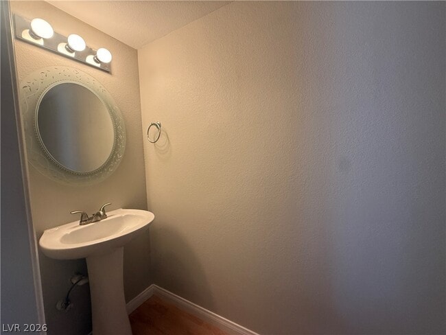 Building Photo - 817 Schooner Dr