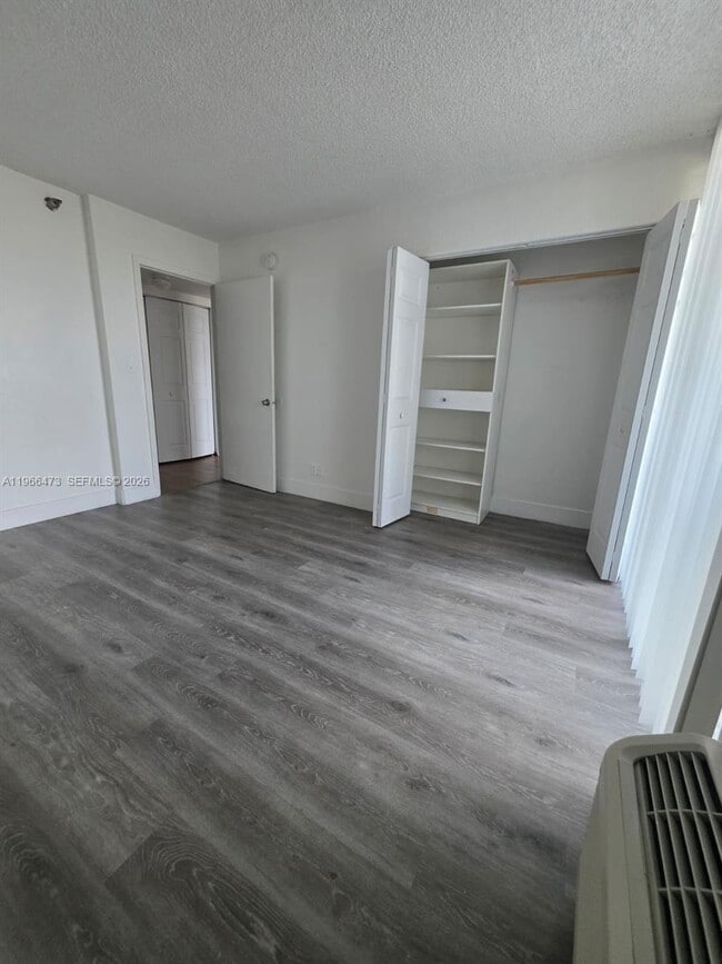 Building Photo - 16450 NW 2nd Ave