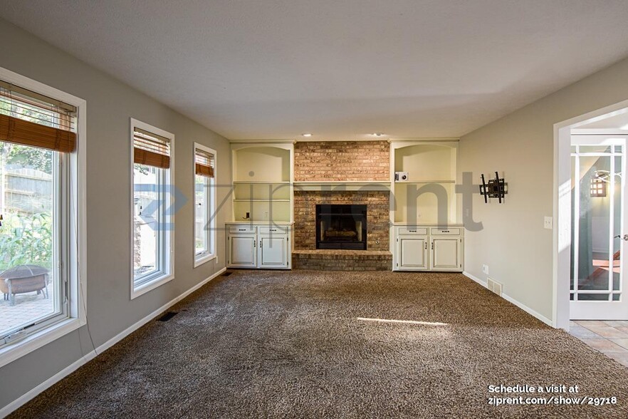 Building Photo - 721 N Aberdeen Dr