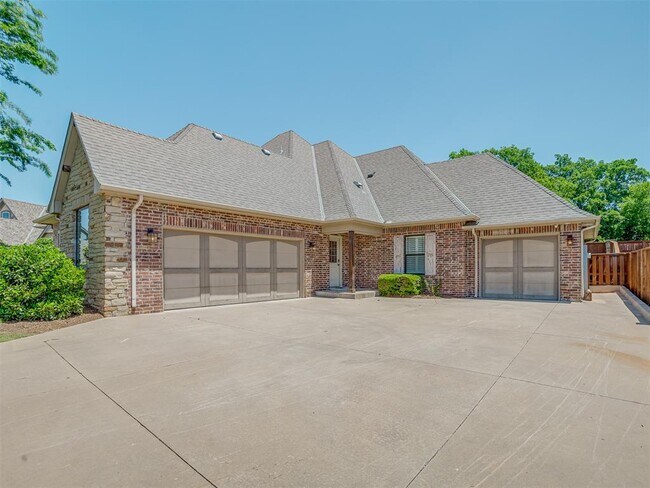 Building Photo - 4300 High Range Ln