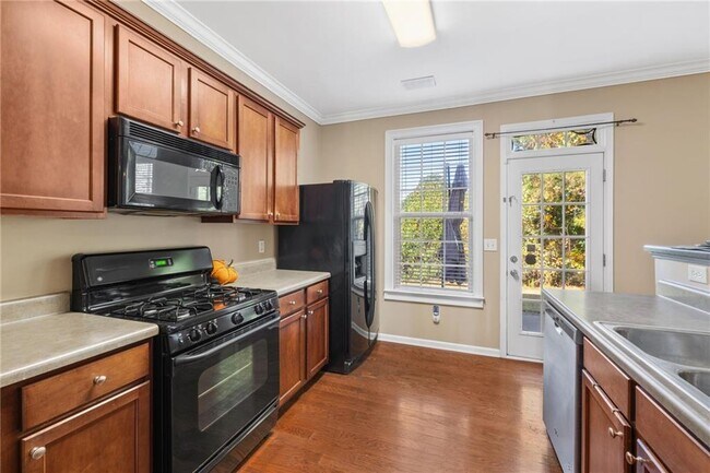 Building Photo - 1558 Paramount View Trace NE