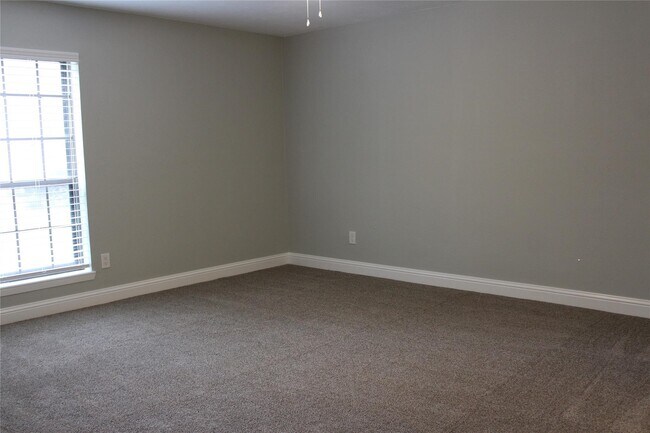 Building Photo - 55 E White Willow Cir