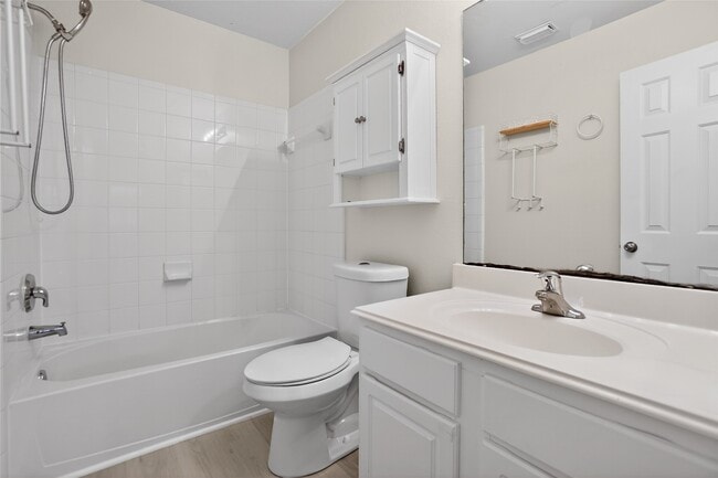 Building Photo - 126 Silver Penny Dr