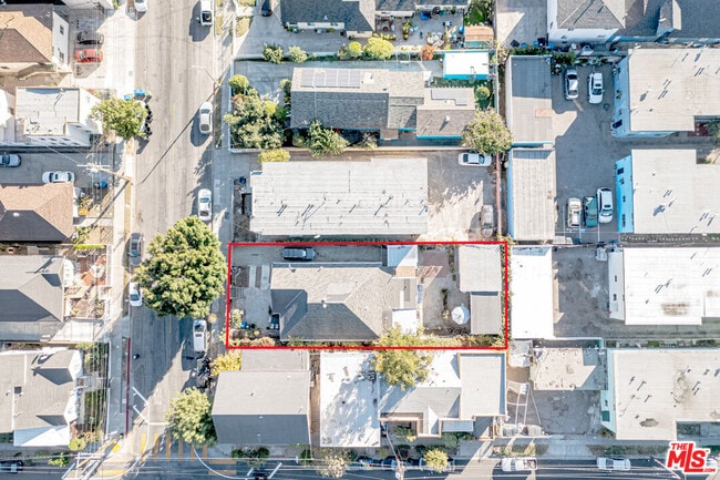 Building Photo - 1207 S Harvard Blvd