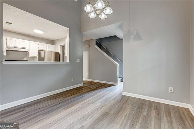 Building Photo - 3790 Benjamin Ct SW