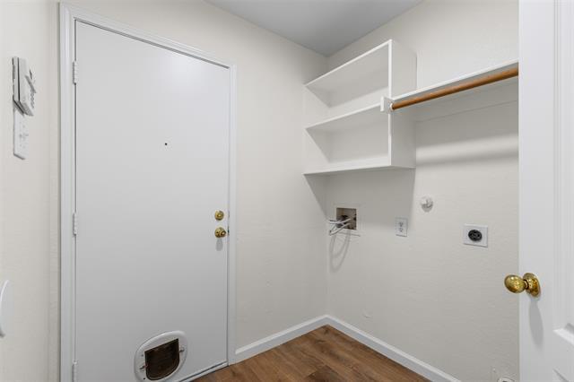Building Photo - 807 Cheyenne Dr