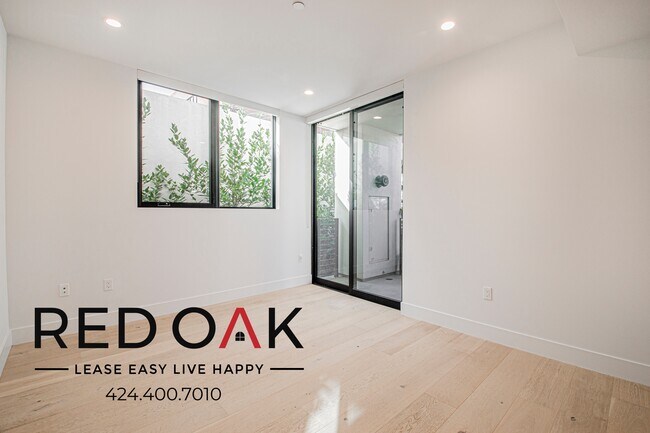 Building Photo - 1415 Reeves St