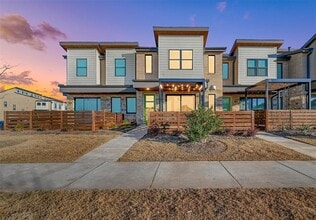 Building Photo - 751 Mountain Laurel Dr