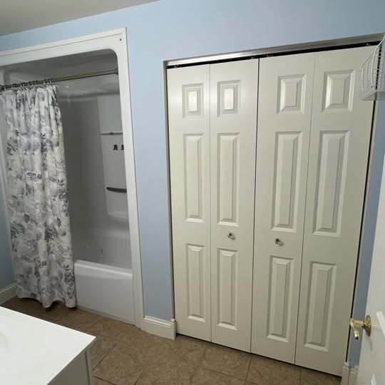 Building Photo - 360 W Washington Ave