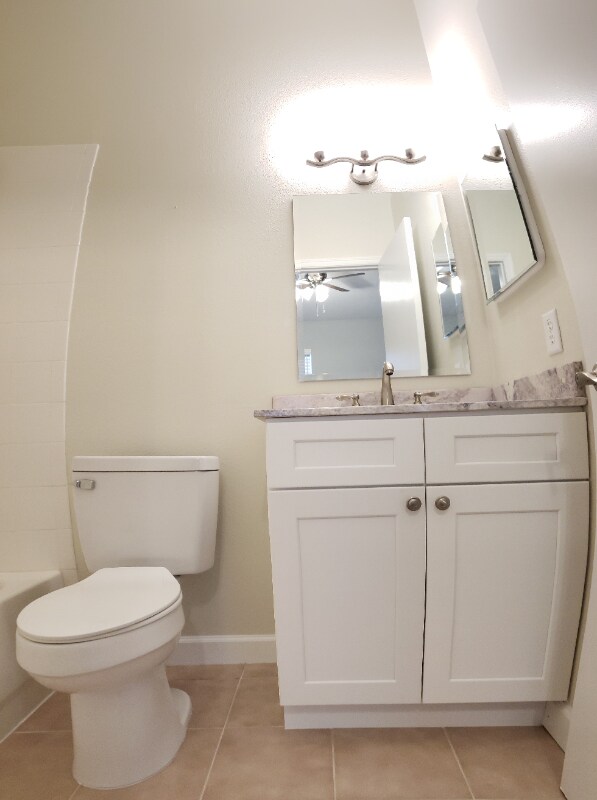 Building Photo - 8671 Hunters Key Cir