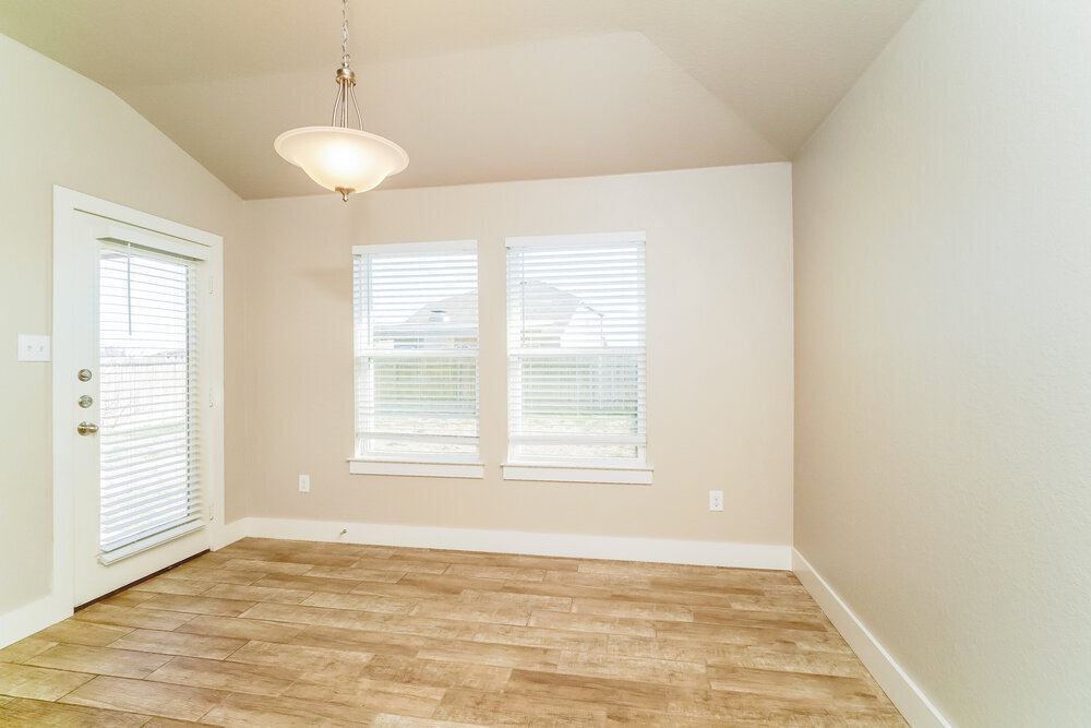 Building Photo - 1545 Birmingham Dr