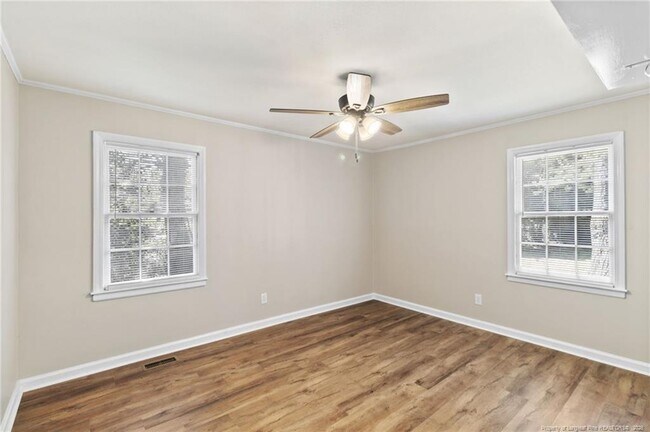 Building Photo - 309 Kenwood Dr