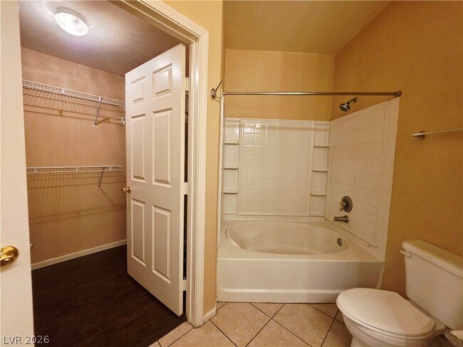 Building Photo - 7123 S Durango Dr