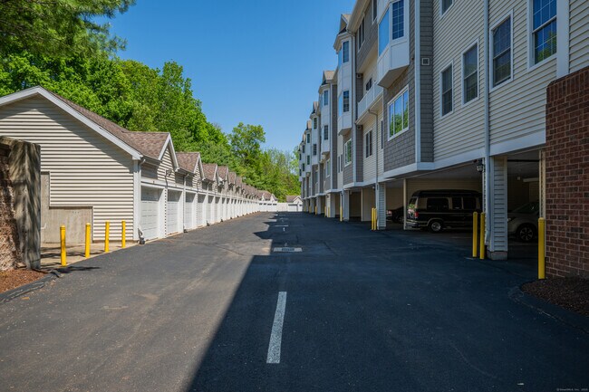 Building Photo - 1 King Philip Dr