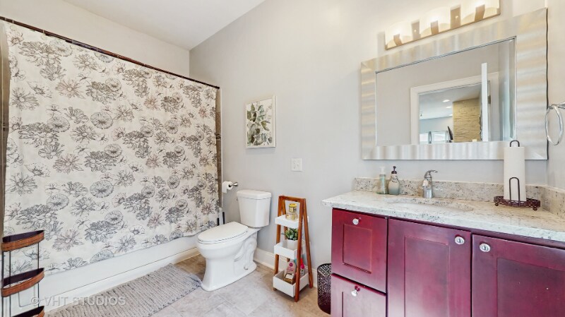 Building Photo - 8211 S Cornell Ave