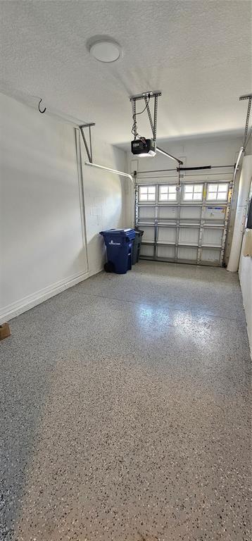 Building Photo - 4012 Via Sienna Cir