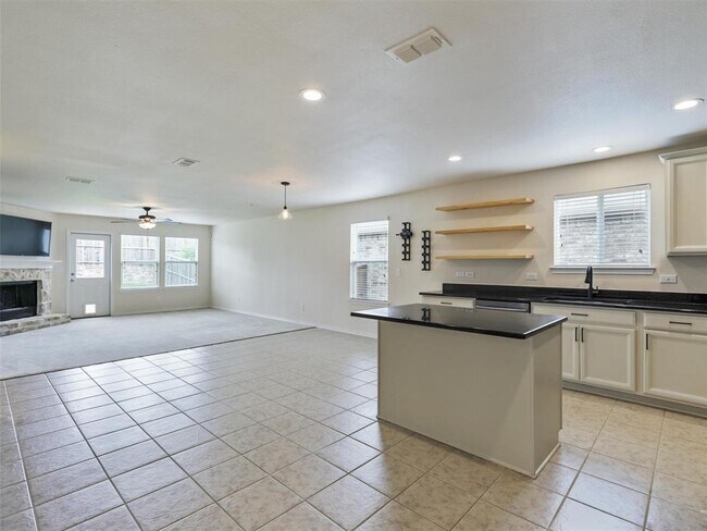 Building Photo - 1728 Trace Dr