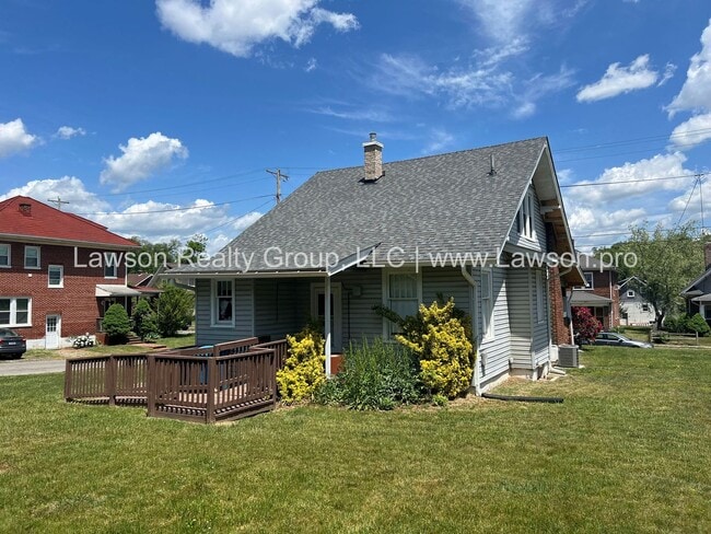 Building Photo - Beautiful House, Close to the Greenway and...