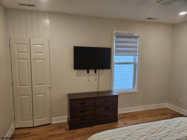 Building Photo - 27 S Little Rock Ave