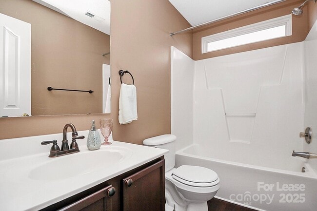 Building Photo - 7115 Simbrah Way