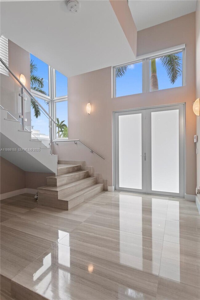 Building Photo - 8415 NW 34th St