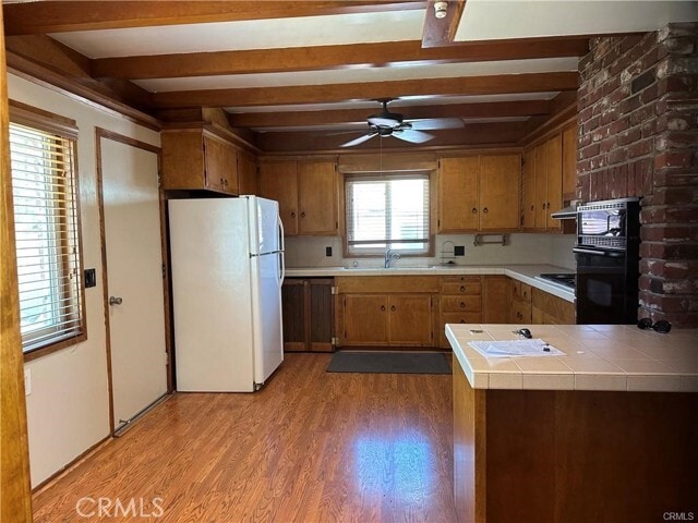 Building Photo - 264 Grandview Dr