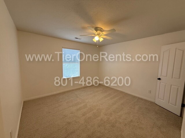 Building Photo - NO DEPOSIT option available for qualified ...
