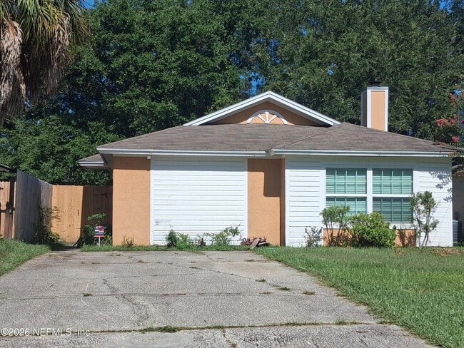 Building Photo - 511 Camelia St
