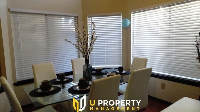 Building Photo - Spacious 2-Bed/2-Bath with High Ceilings, ...