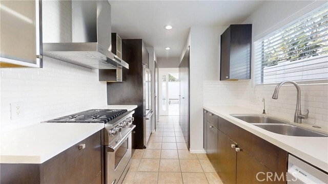 Building Photo - 509 N Dianthus St