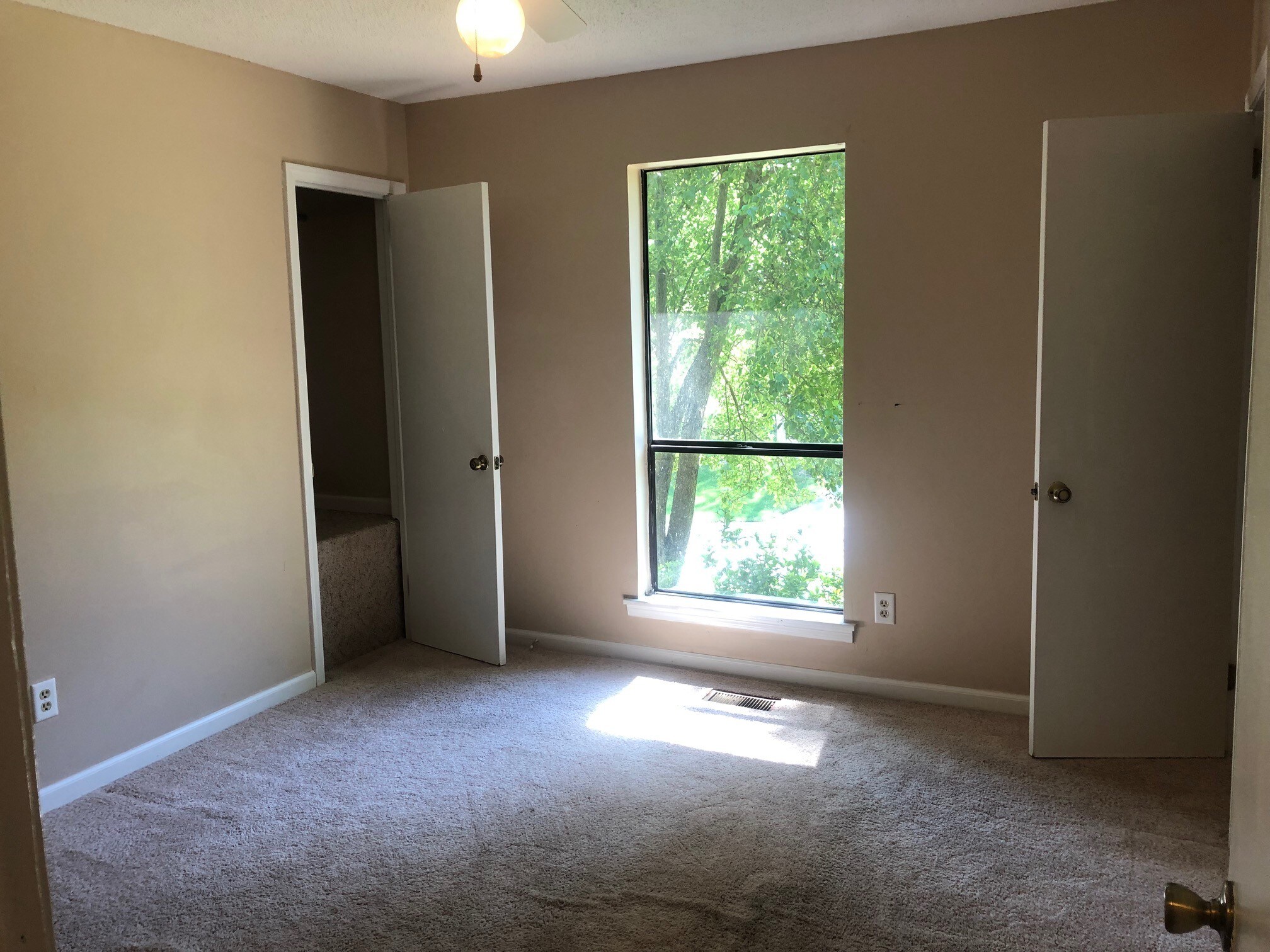 Bedroom 1 - 1117 Henry Dr