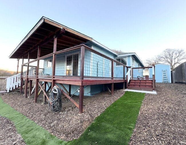 Building Photo - 16060 39th Ave