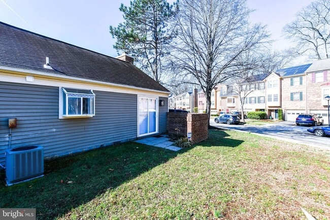 Building Photo - 4624 Governor Kent Ct