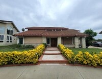 Building Photo - Beautiful 5 Bedroom La Habra Home