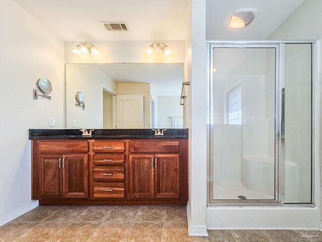 Building Photo - 9743 Brookstone Way