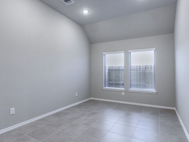 Building Photo - 334 Shining Succulent Dr