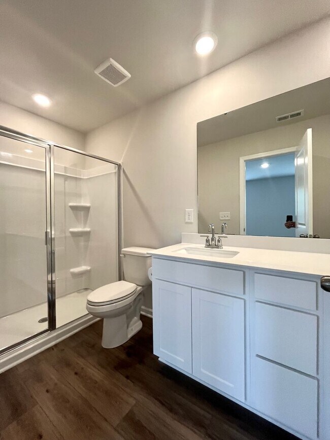 Building Photo - Brand New, 3 BR, 2.5 BA Townhome with Garage