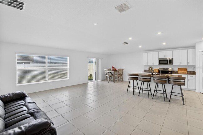 Building Photo - 13084 Garnet Raspberry Ave