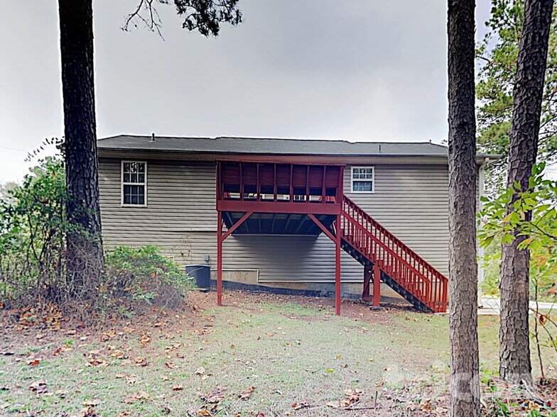 Building Photo - 213 Martins COurt