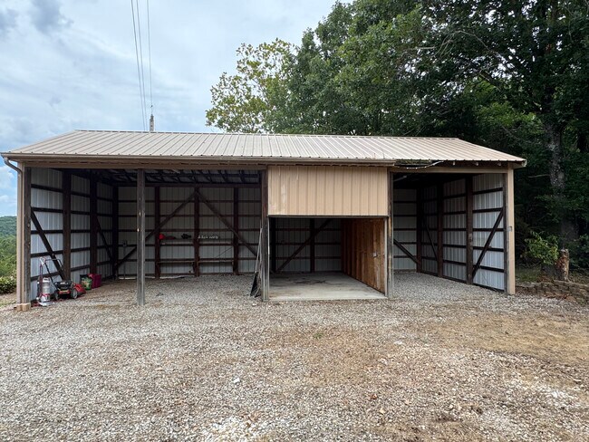 Building Photo - 7697 MO-176