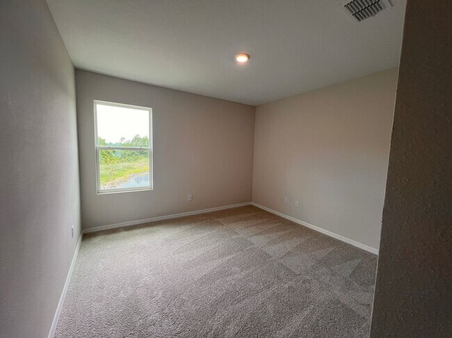 Building Photo - 10503 Farm Hl Ave