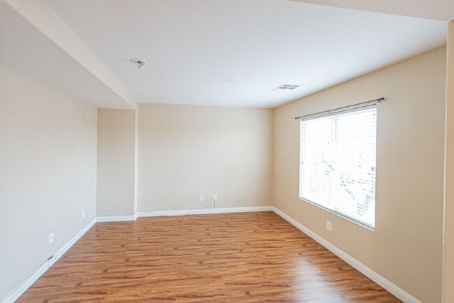 Building Photo - 10243 Midnight Glow Ct