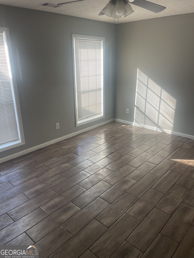 Building Photo - 2611 Country Trace SE